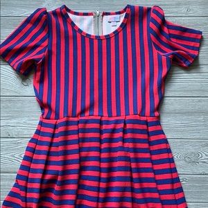 LuLaRoe size Medium Amelia
